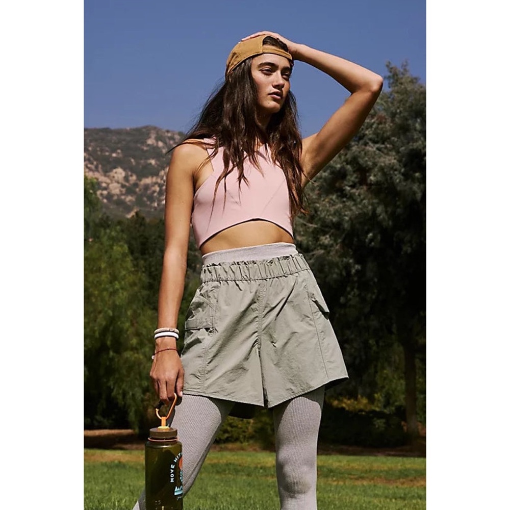 Free People Movement The Wild Shorts Womens Athletic Yoga Shorts Grey Olive XS
